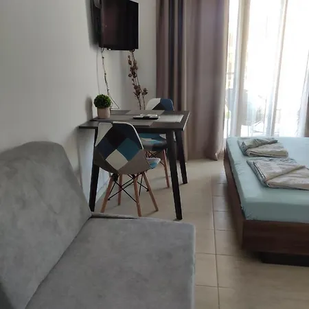 Apartment студио за в грийн лайф ризорт/green Life